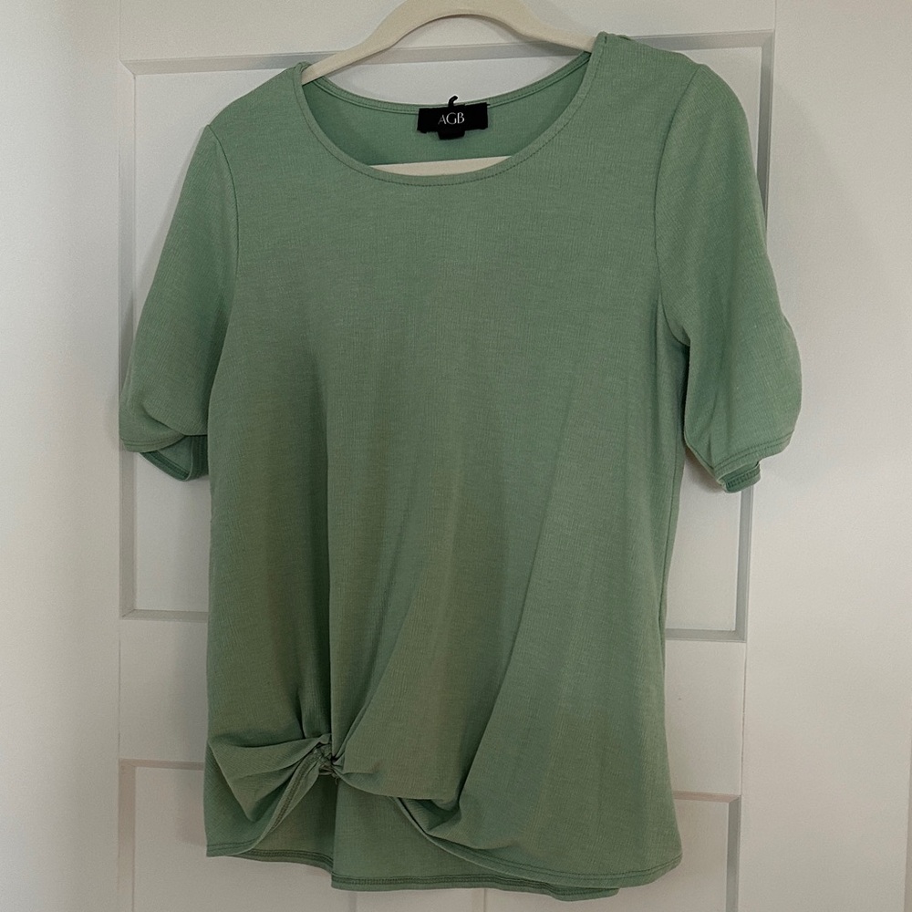 AGB Women's Sage Green Short Sleeve Top